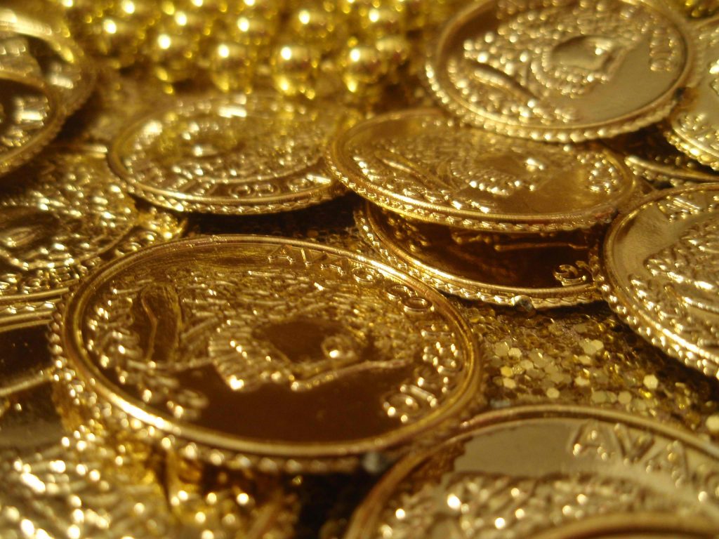 gold treasure in indian temples_7244
